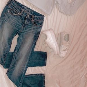 AE dark blue jeans low rise